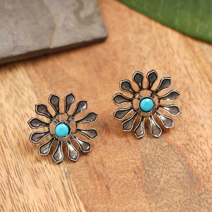 FlowerLoom Stud Earrings - Sky Blue