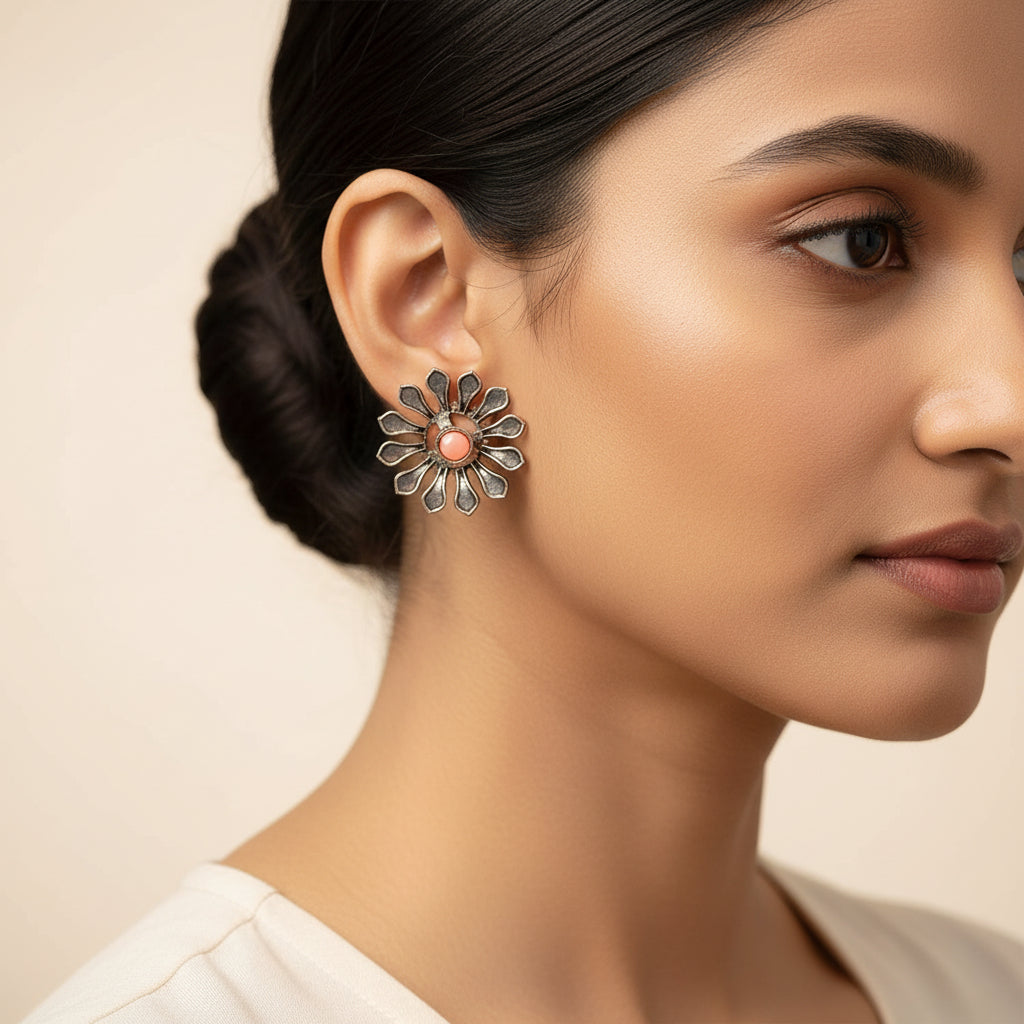 FlowerLoom Stud Earrings - Light Orange