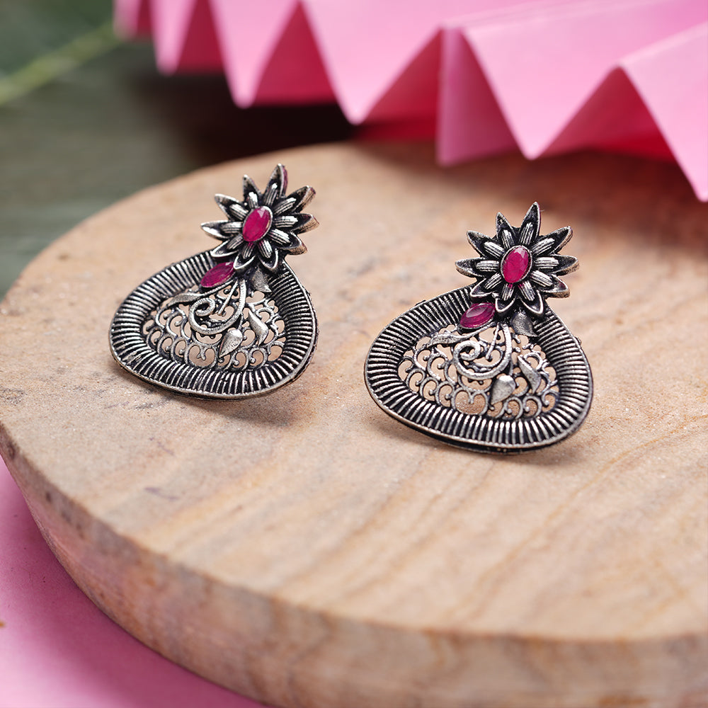 Glint stone studded stud earrings (Red)