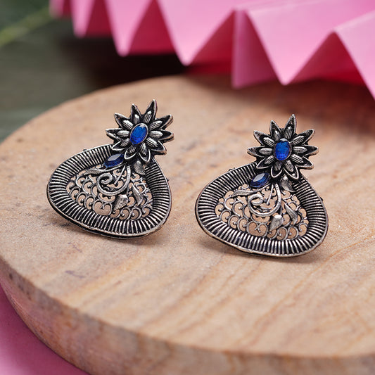 Glint stone studded stud earrings (Blue)