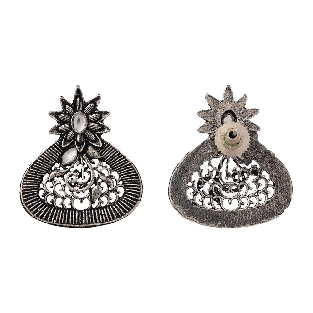 Glint stone studded stud earrings (White)