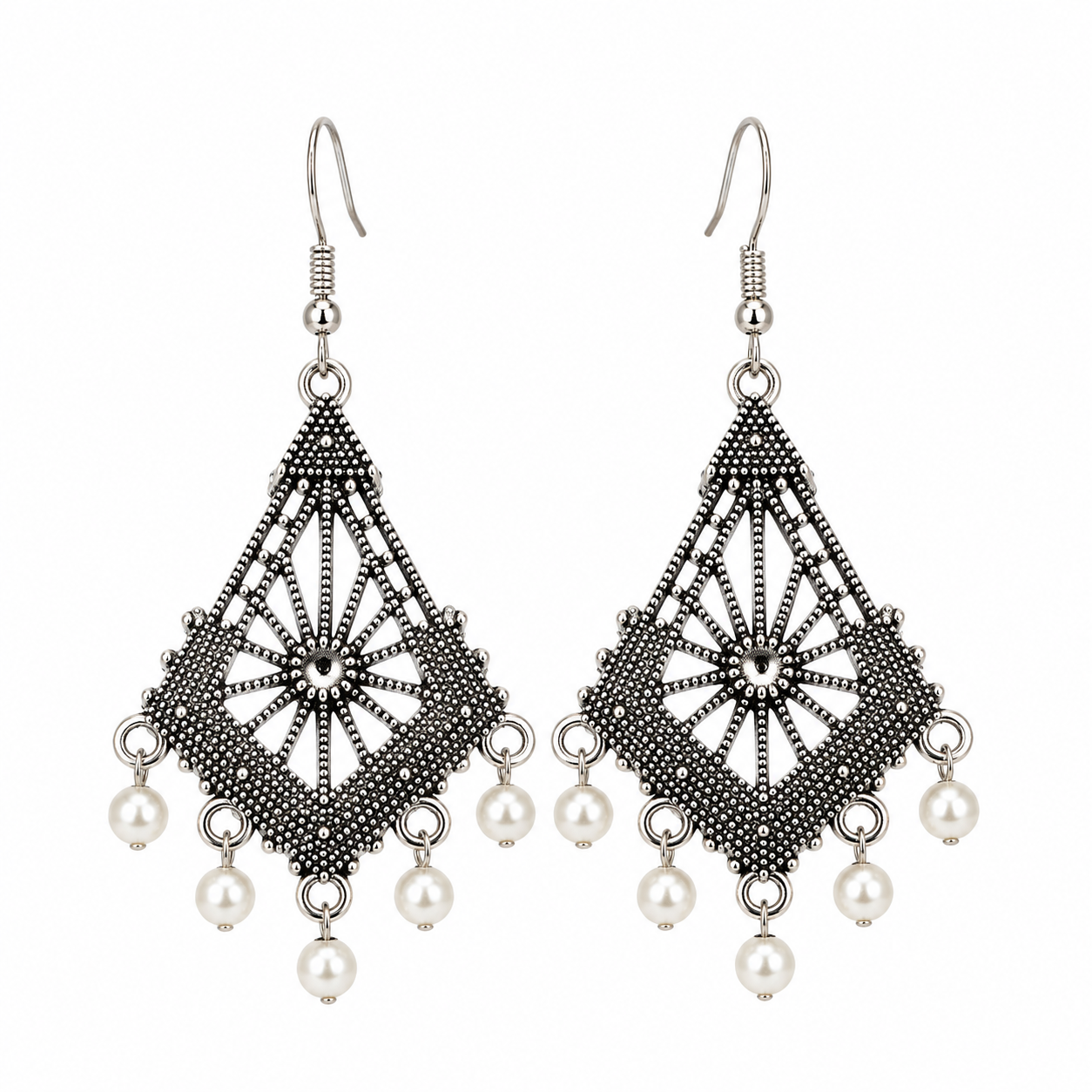 Elegant Lattice Pearl Drops