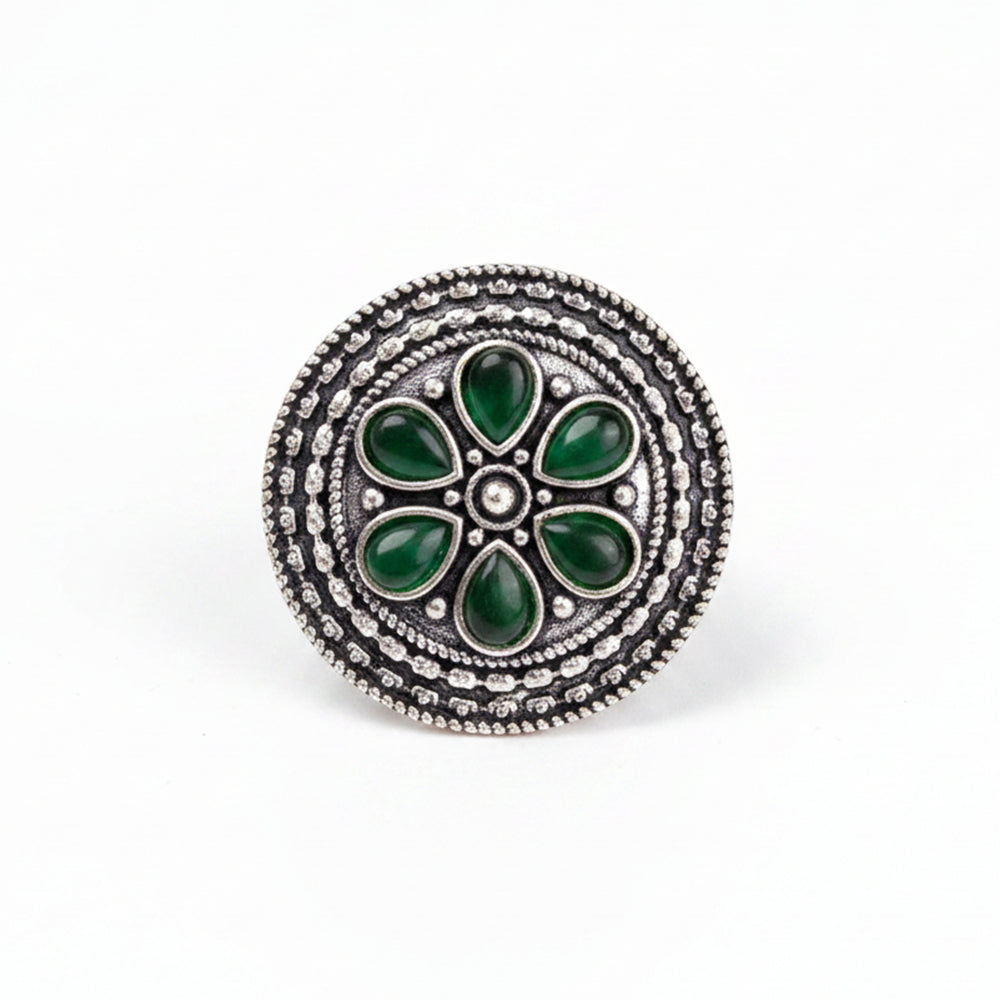 Pretty petals stone studded rings (Green)