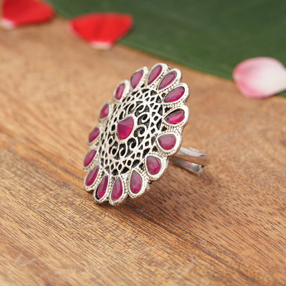 CrystaBud stone studded ring (Red)
