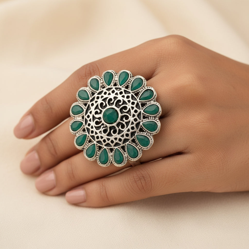 CrystaBud stone studded ring (Green)