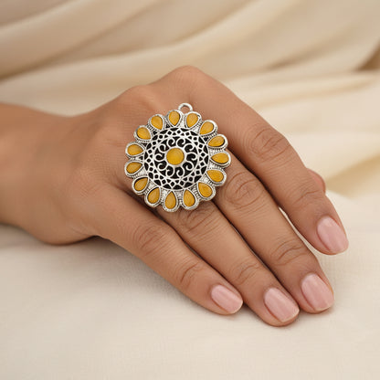 CrystaBud stone studded ring (Yellow)