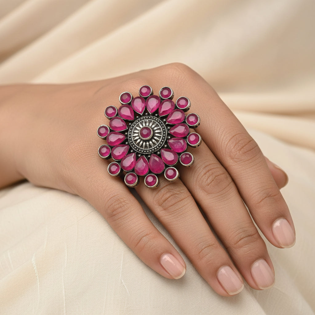 Dot&Dazzle stone studded ring (Red)
