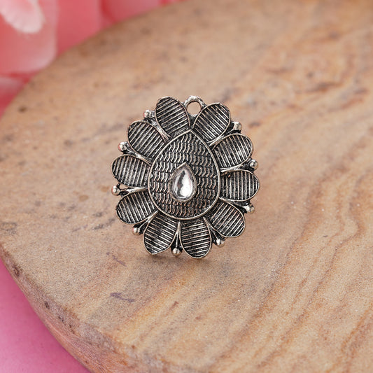 PetalStone oxidised ring (White)