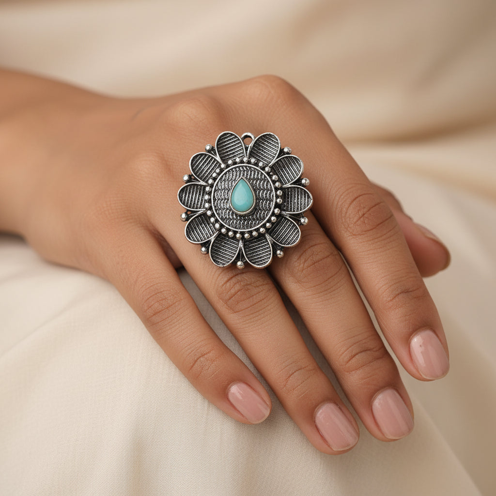 PetalStone oxidised ring (Mint)