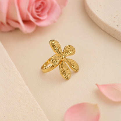 Golden Clover Ring