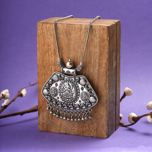 Gajanana glow oxidised chain neckpiece (Silver)
