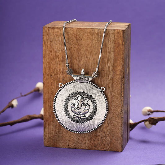 Ganpati goodness oxidized chain neckpiece (Silver)