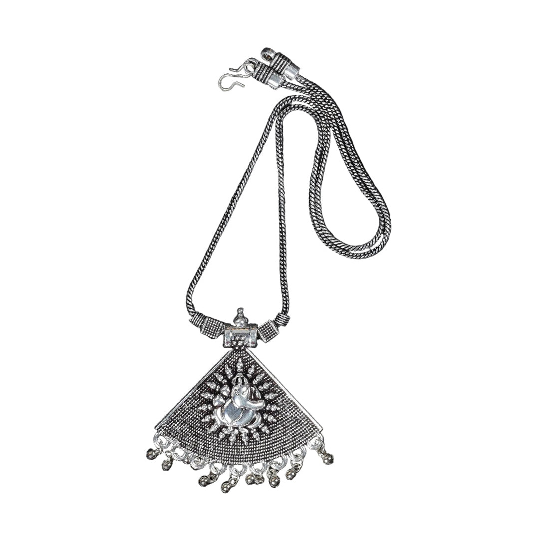 Ganpati icon oxidized chain neckpiece (Silver)