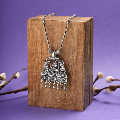 Queen's chariot oxidised chain neckpiece (Silver)