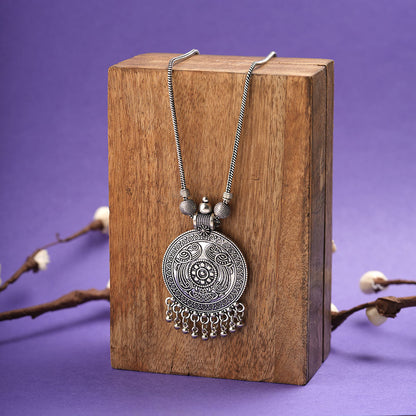 Eternal muse statement pendant beaded neckpiece (Silver)