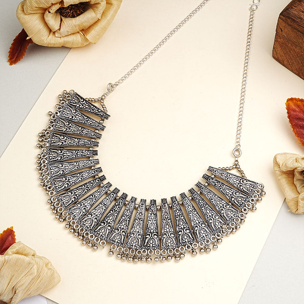 Boho bloom oxidized chain neckpiece (Silver)