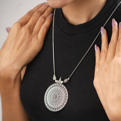 Royal Chakra oxidized chain neckpiece (Silver)