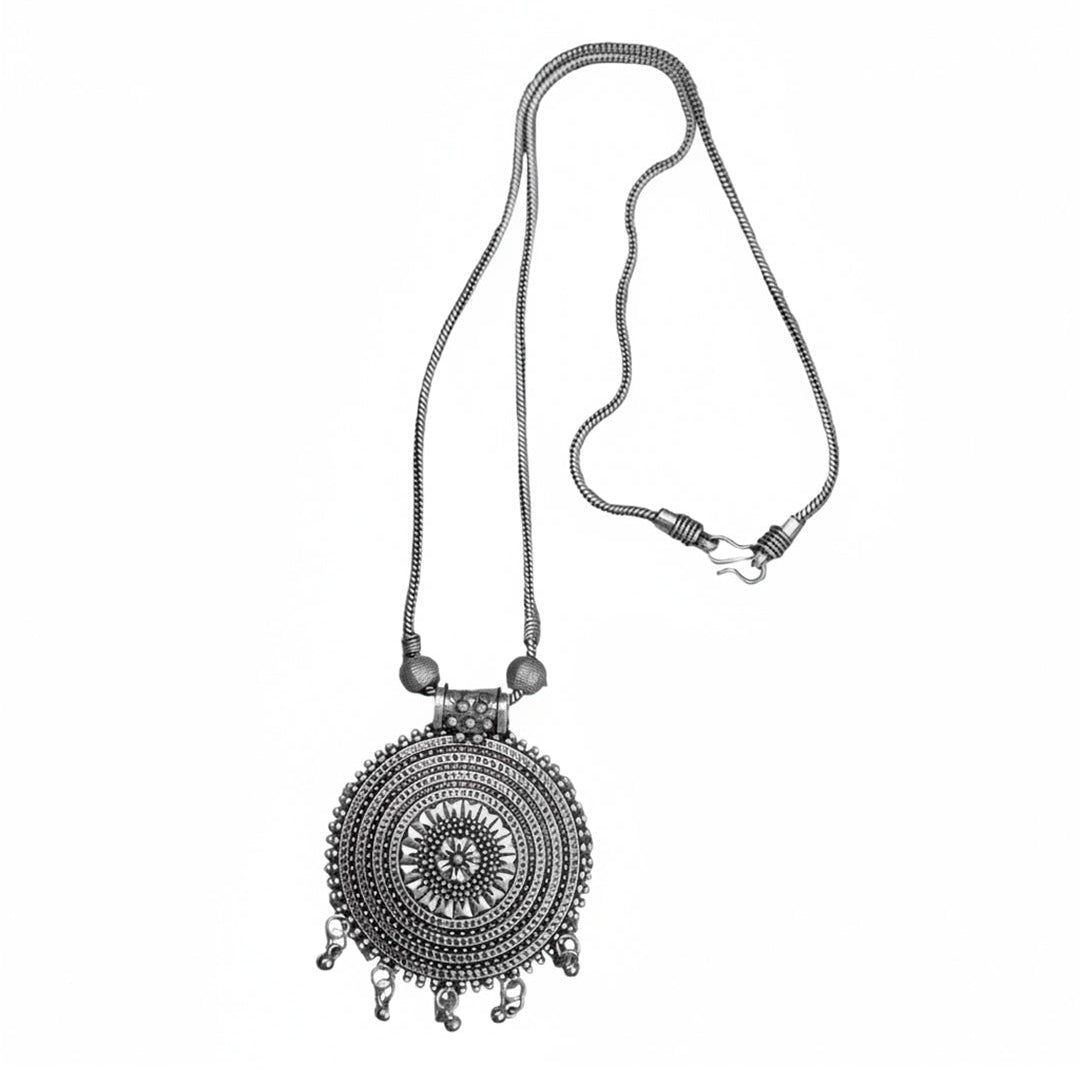 Ethereal carved chakra chain neckpiece (Silver)