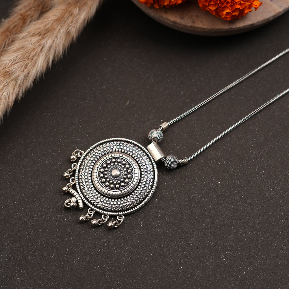 Oxidised Round pendent chain set