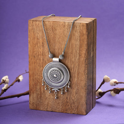 Oxidised Round pendent chain set