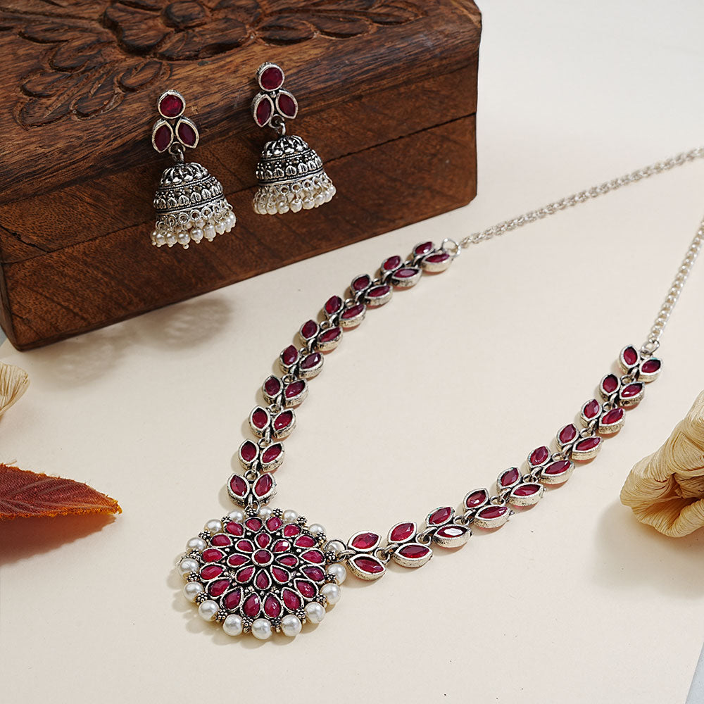 Radiant bloom stone studded neckpiece (Red)