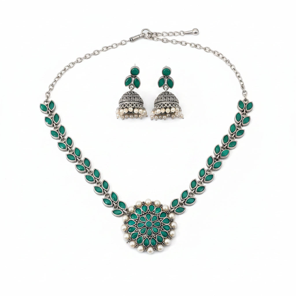 Radiant bloom stone studded neckpiece (Green)