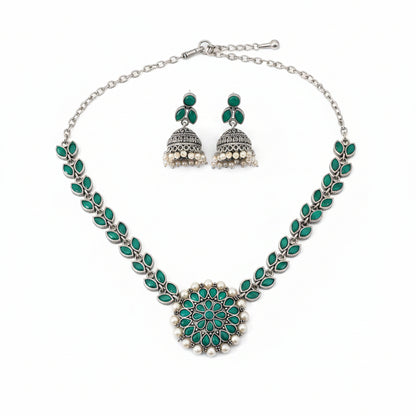 Radiant bloom stone studded neckpiece (Green)