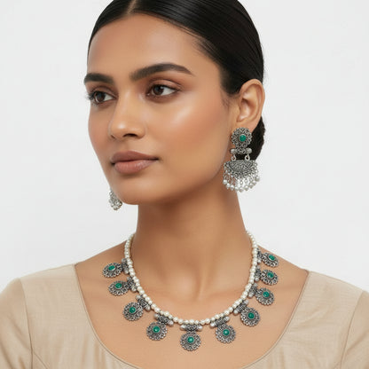 Trail of pearl Rajwada neckpiece set (Green)