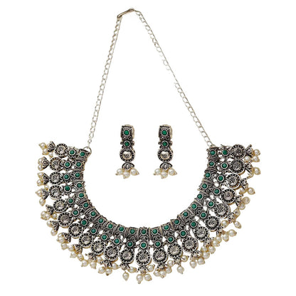 Ancient spark pearl chain neckpiece (Green)