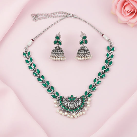 Mystic moon stone studded chain neckpiece (Green)