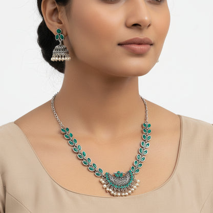 Mystic moon stone studded chain neckpiece (Green)