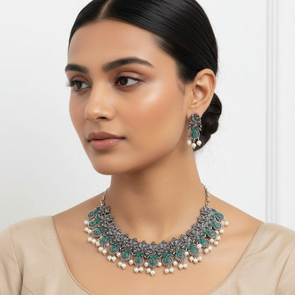 Regal blossom oxidisd chain neckpiece (Green)