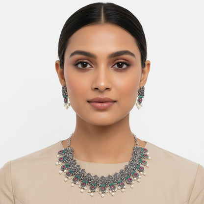 Regal blossom oxidisd chain neckpiece (Multicolored)