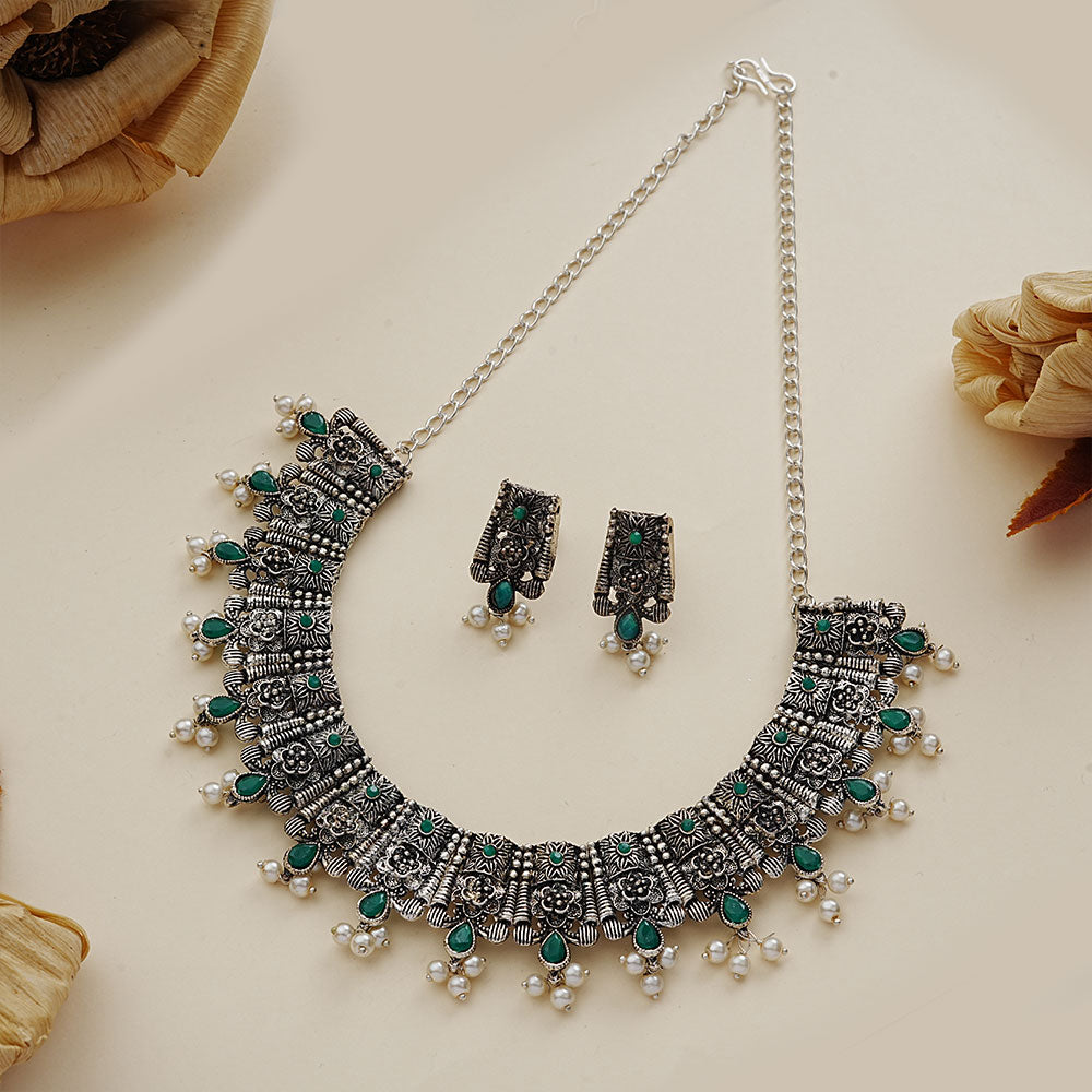 Dessert stone oxidised chain neckpiece (Green)