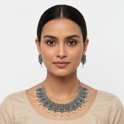 Dessert stone oxidised chain neckpiece (Green)