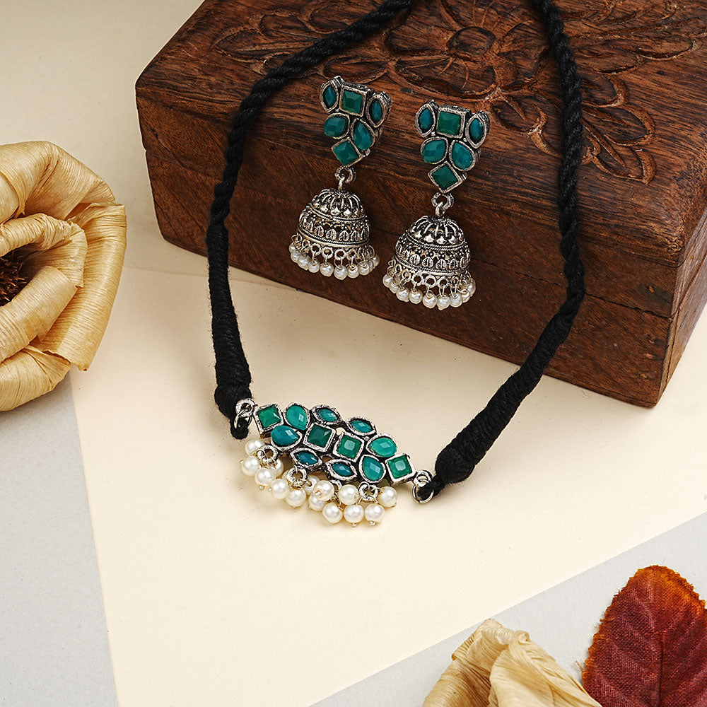 Stone saga pearl rope neckpiece (Green)