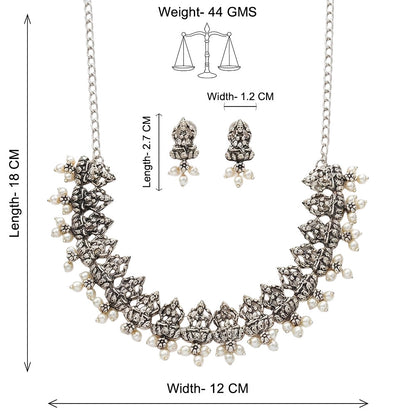 Regal silver pearl oxidised chain neckpiece (Silver)