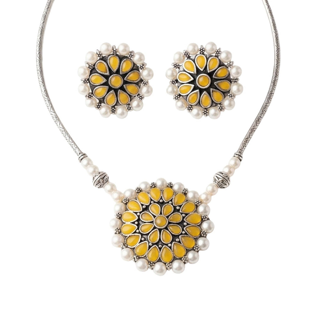 Crystal bloom oxidised chain neckpiece (Yellow)