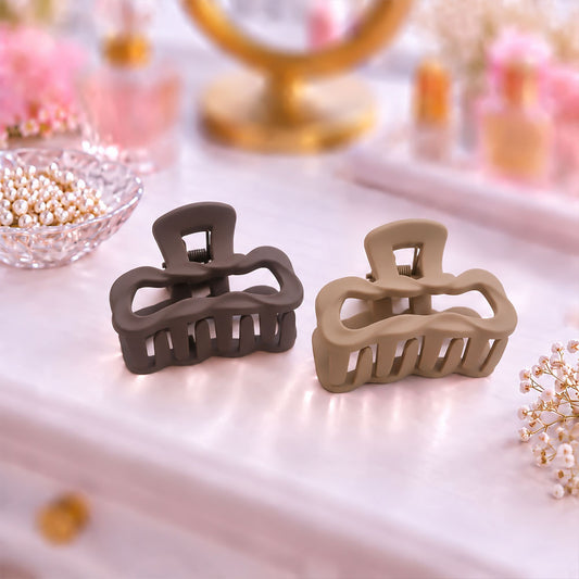 Minimal Matte Wavy Hair Claw Clips