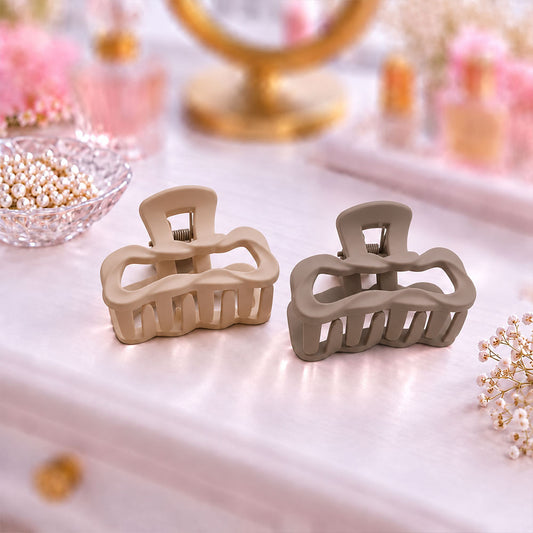 Minimal Matte Wavy Hair Claw Clips