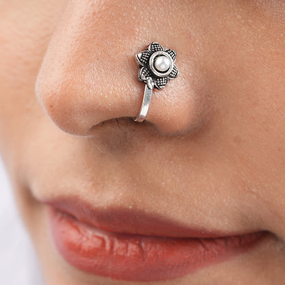 Stone Studded Beautiful Nosepin