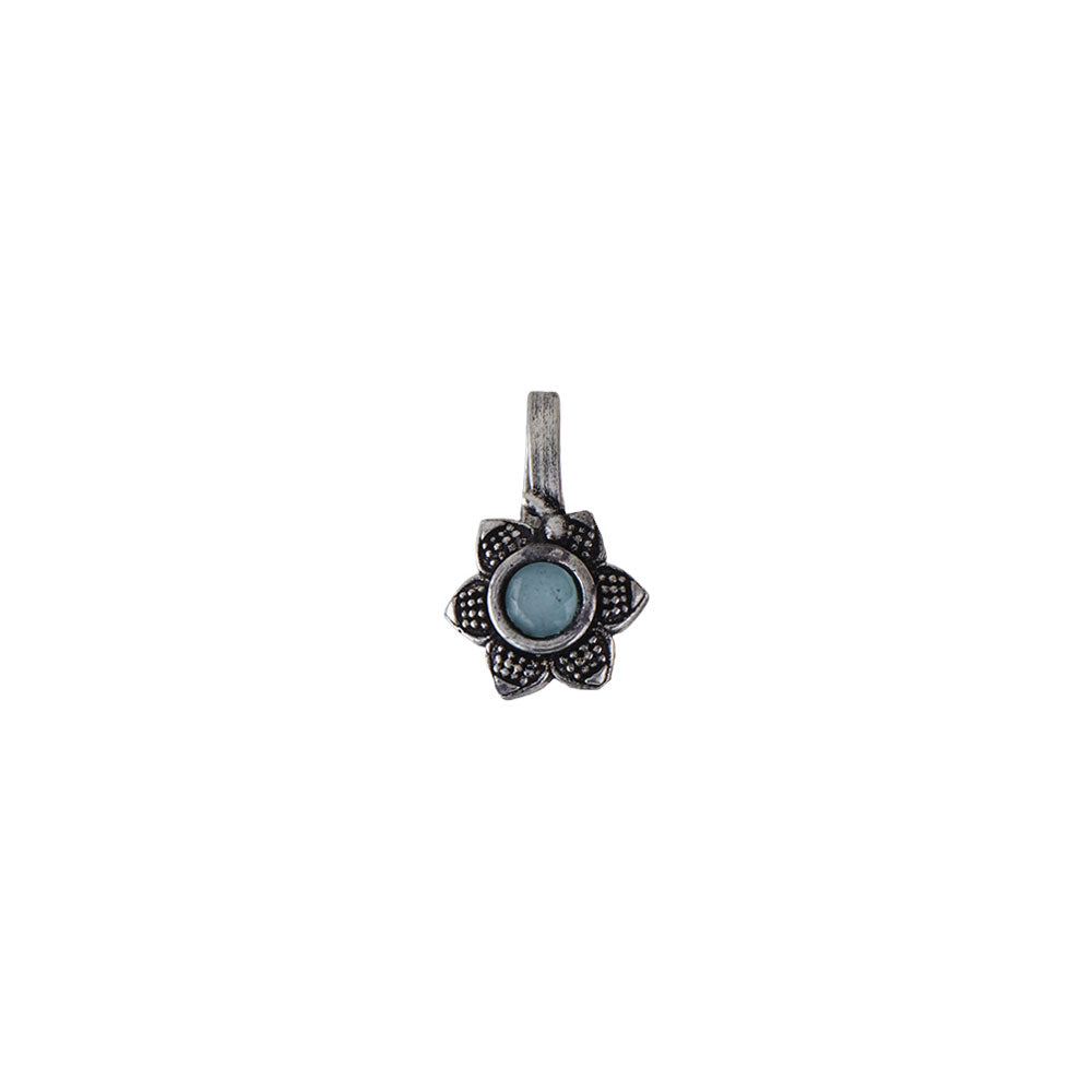 Stone Studded Beautiful Nosepin