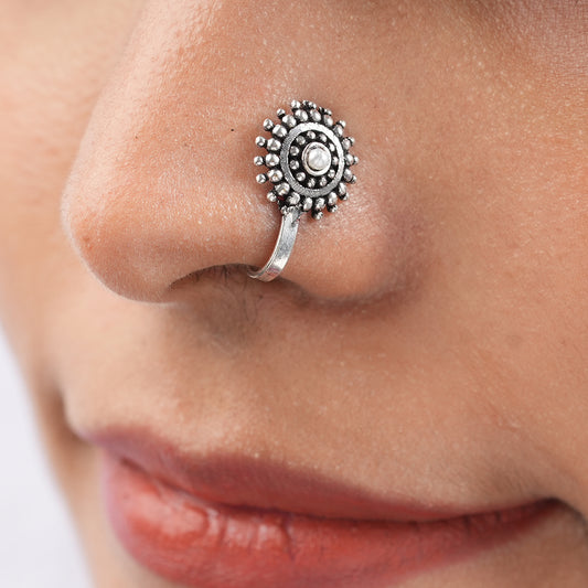 Stone Studded Beautiful Nosepin