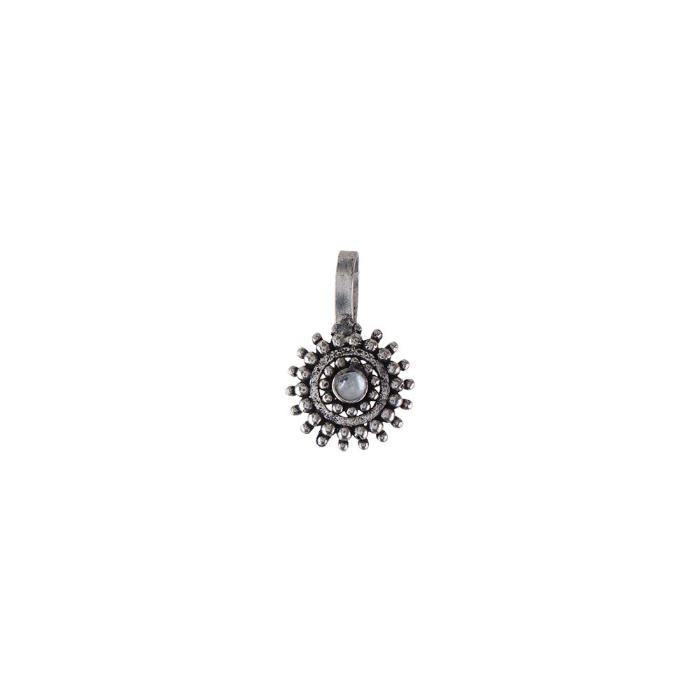 Stone Studded Beautiful Nosepin