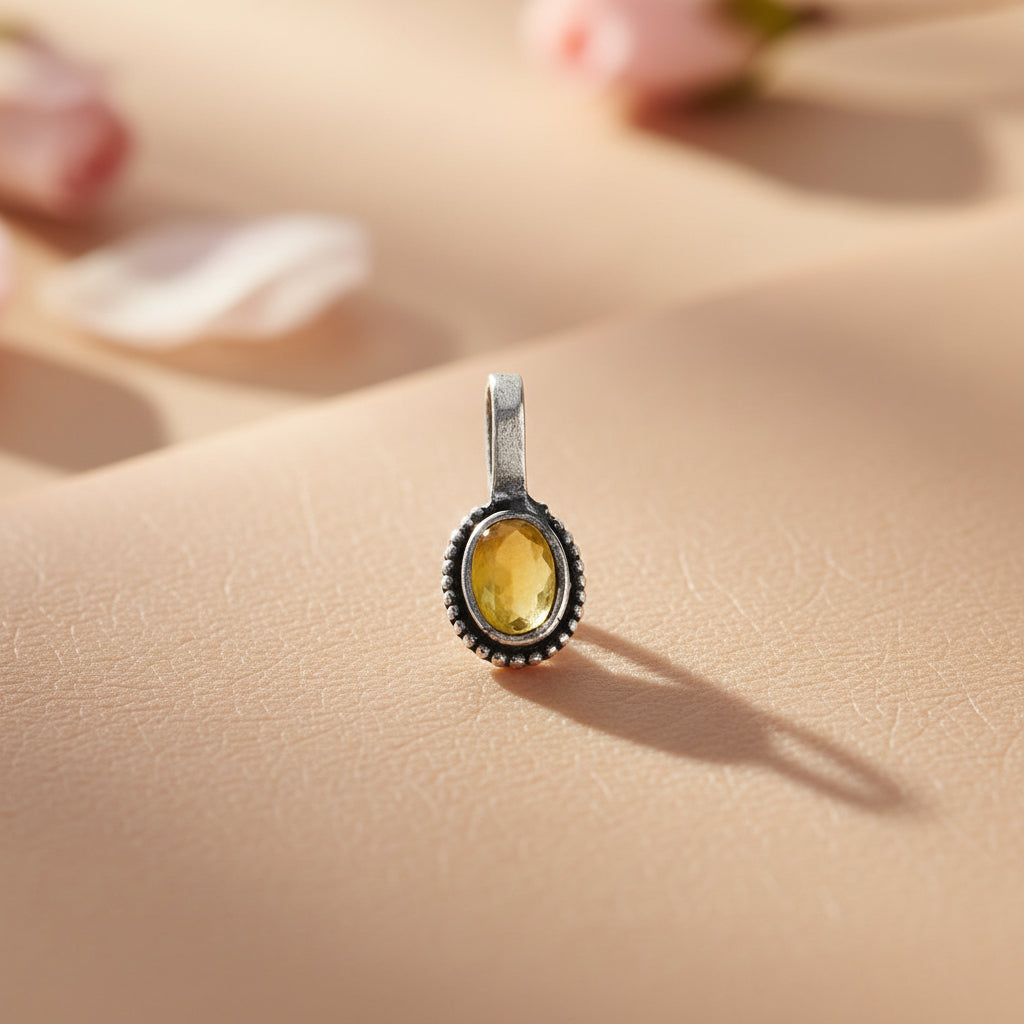 Stone Studded Beautiful Nosepin