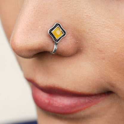 Stone Studded Beautiful Nosepin