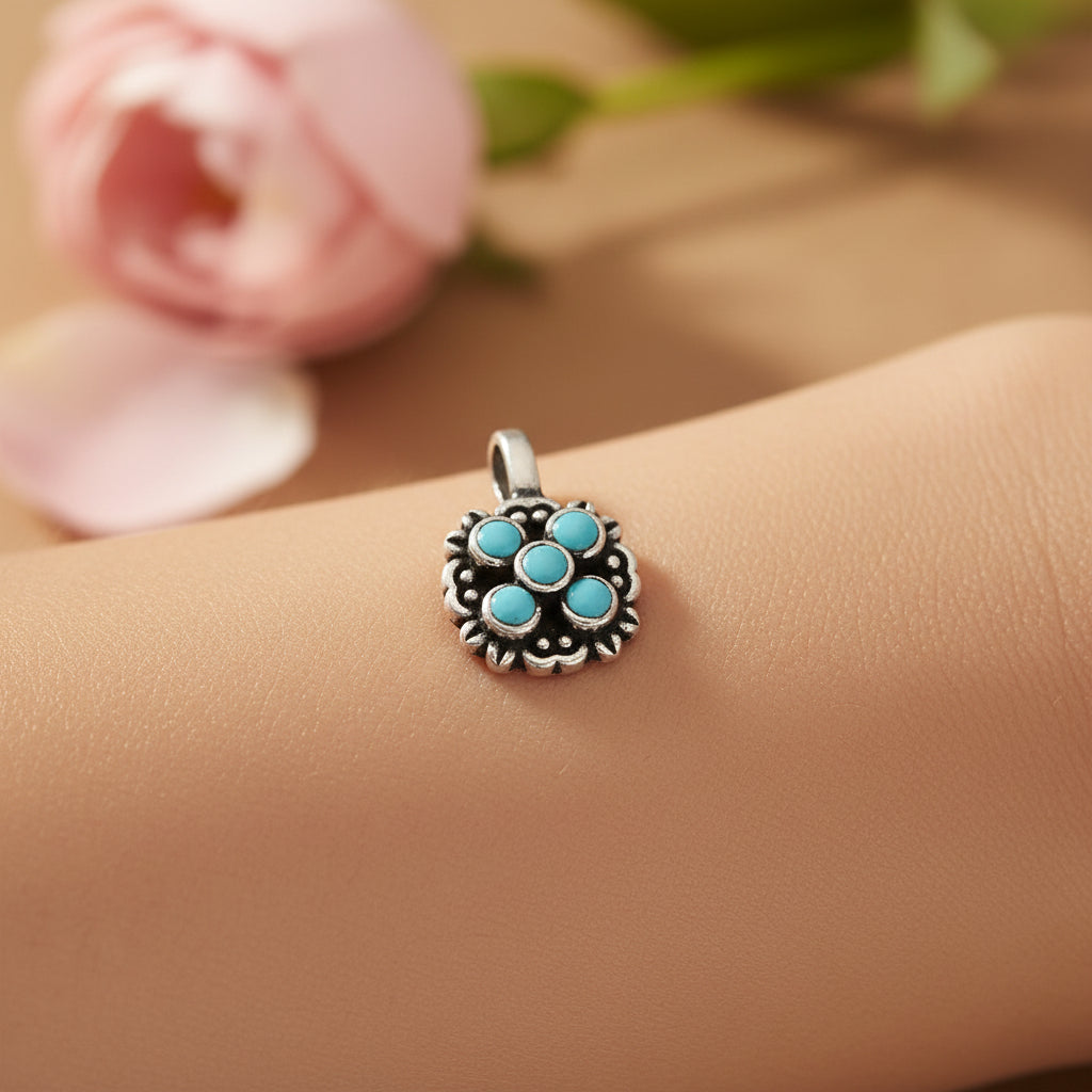 Stone Studded Beautiful Nosepin