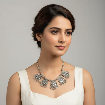 Dazzle drape oxidised kamarband (Silver)