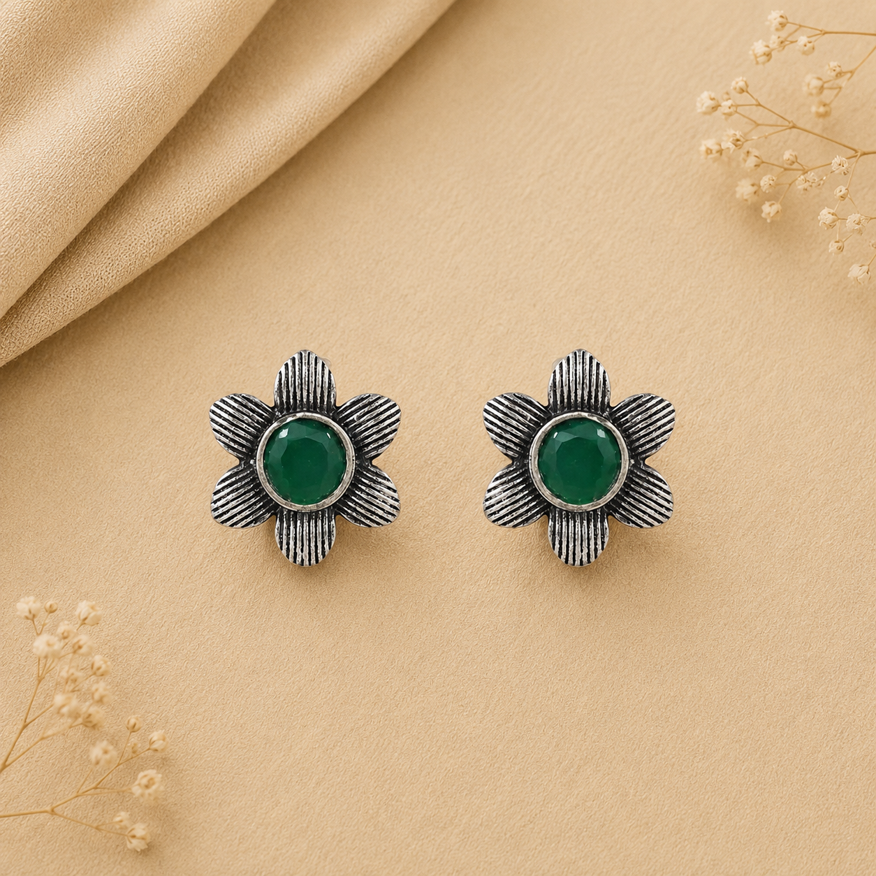 Adiva Silver Stud Earrings (Green)