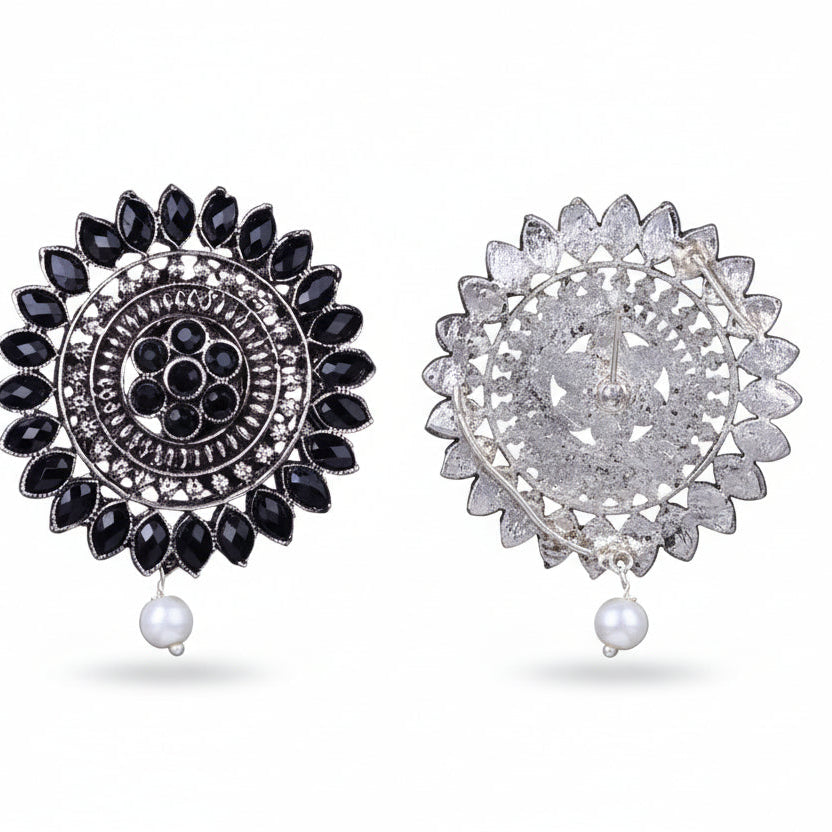 Traditional twish stud earring (Black)